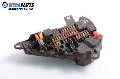 Fuse box for BMW 5 (E60, E61) 3.0 D, 218 hp, sedan automatic, 2004